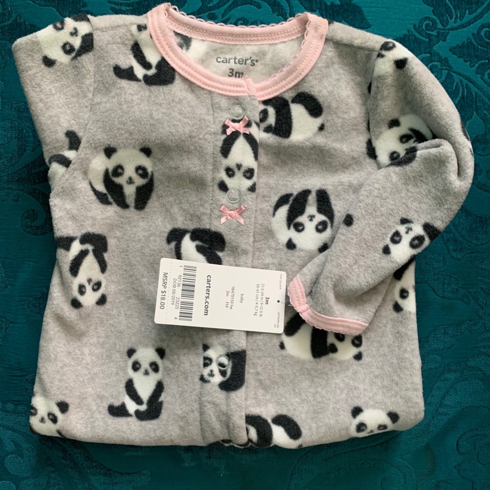 NWT fleece snap front footed pajamas by Carter’s